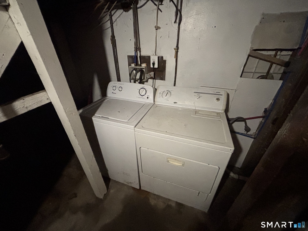 110 Derby Avenue - Photo 13