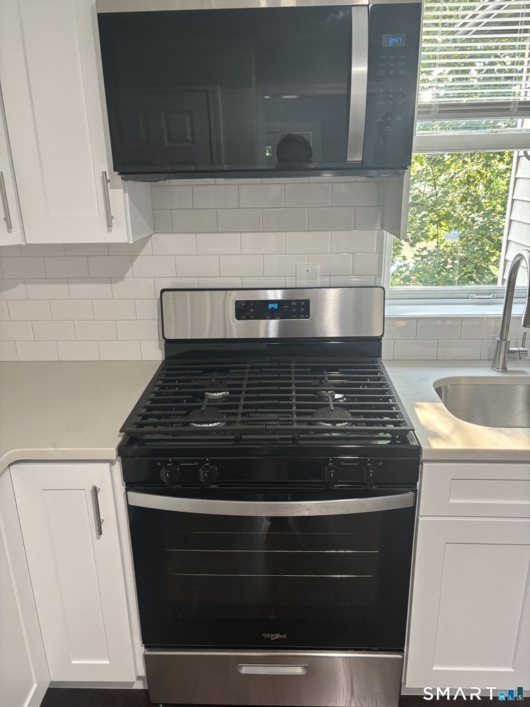 110 Derby Avenue - Photo 12
