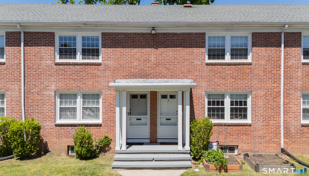 1160-1164 Whitney Avenue - Photo 0