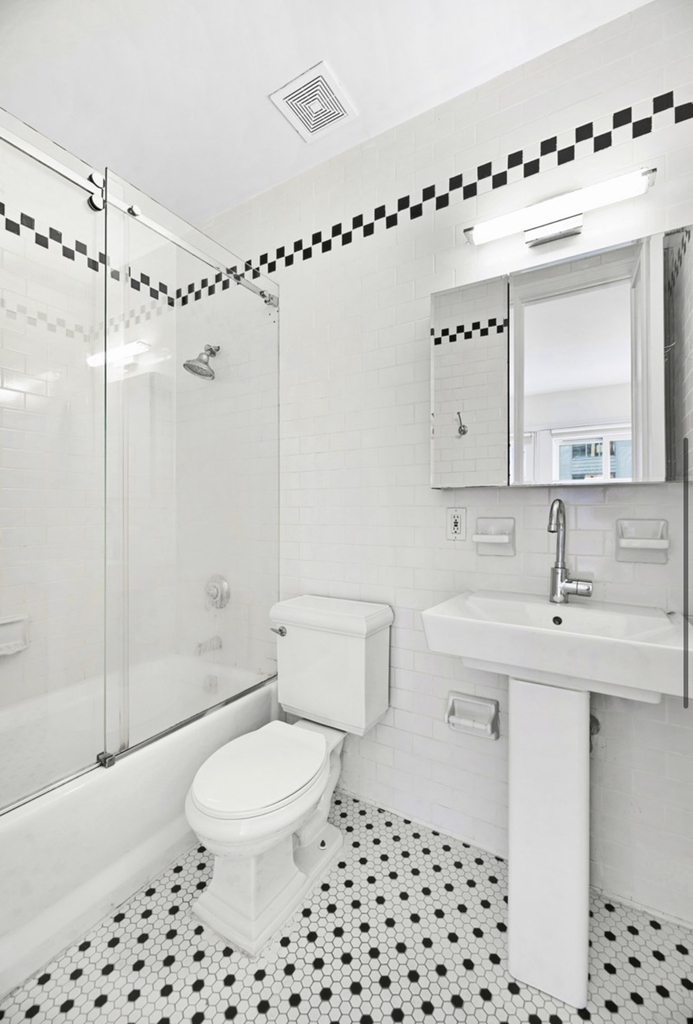 143 East 57th Street, New York, NY 10022 - Photo 9