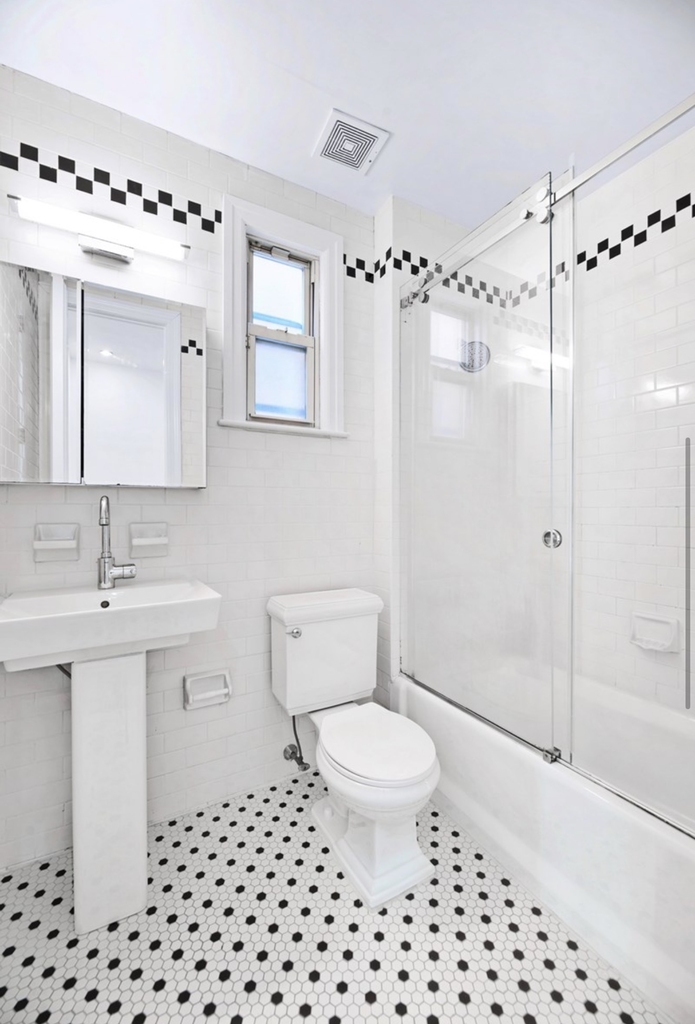 143 East 57th Street, New York, NY 10022 - Photo 8