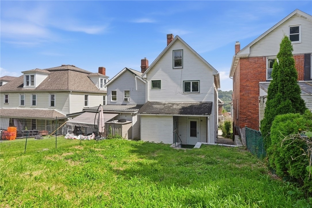 410 W 8th Ave - Photo 35