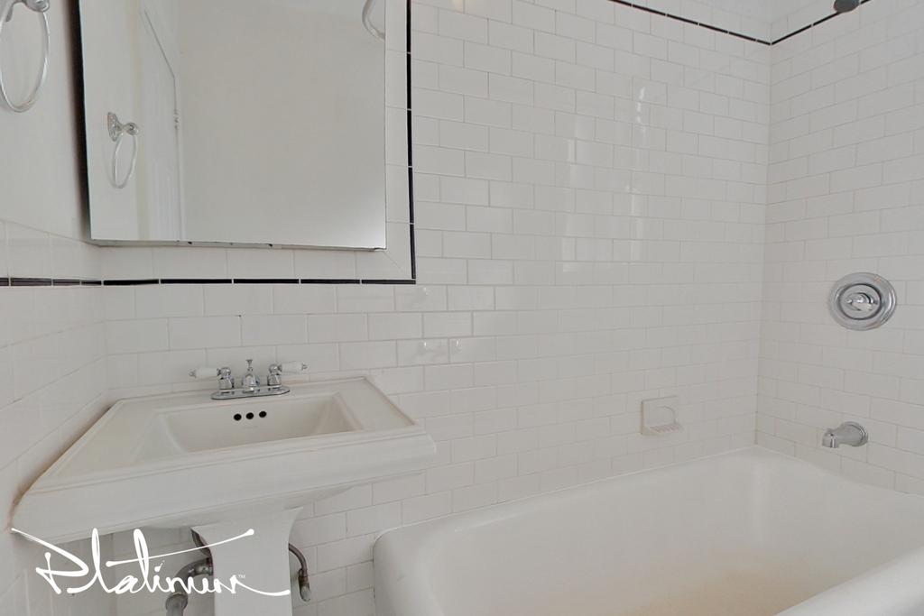 West 13th Street - Photo 4