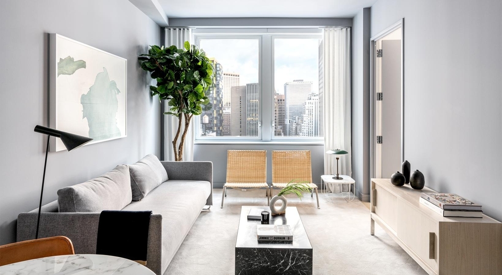 71 Broadway - Photo 1
