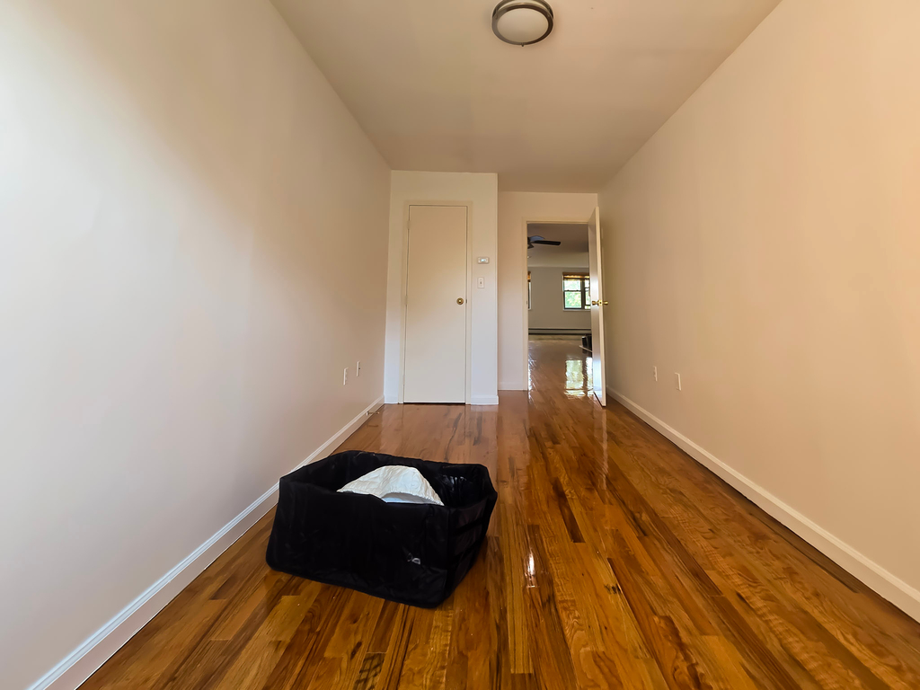 330 Hart Street - Photo 11