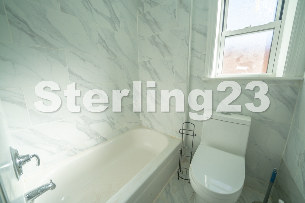 27-26 14th Street - Photo 2