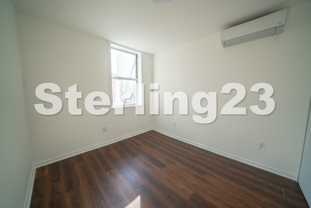 27-26 14th Street - Photo 4