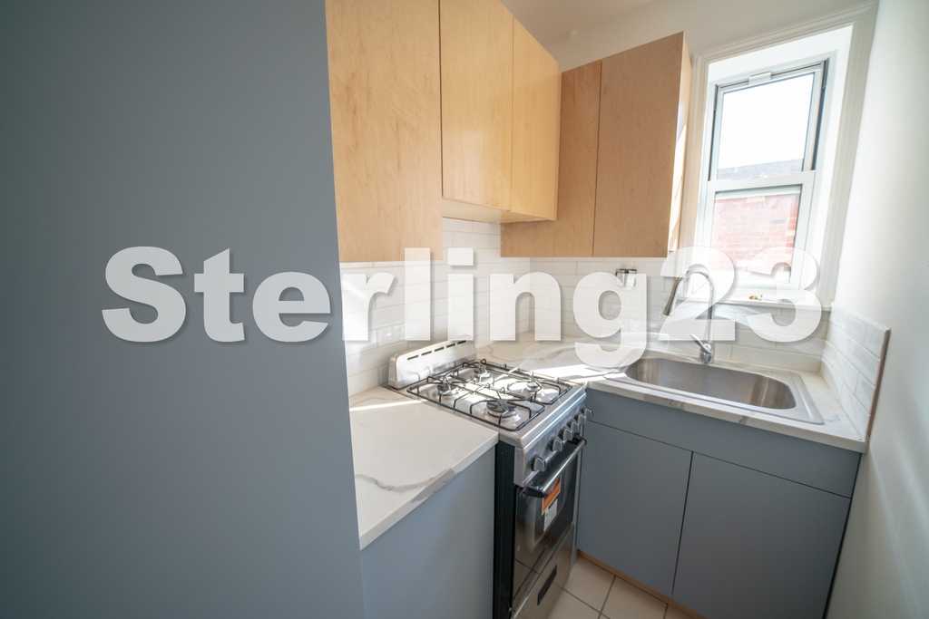 27-26 14th Street - Photo 1