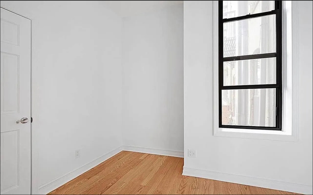 570 Jefferson Avenue - Photo 4