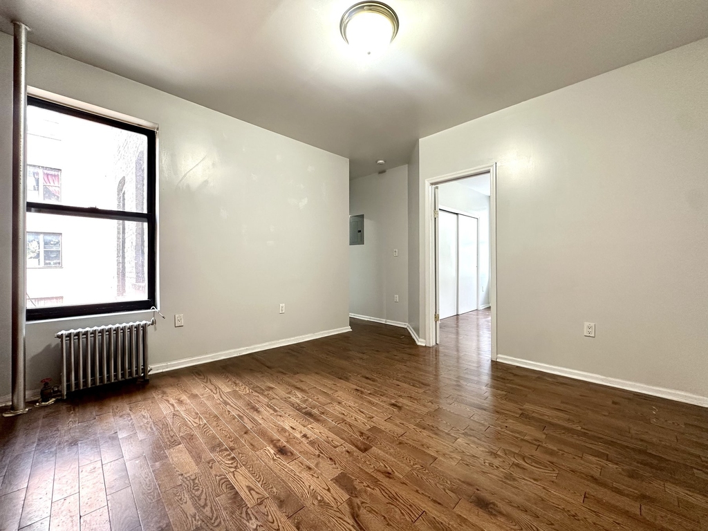 2254 5th Avenue - Photo 0