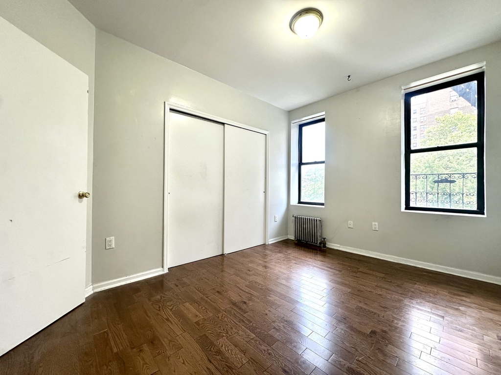2254 5th Avenue - Photo 2