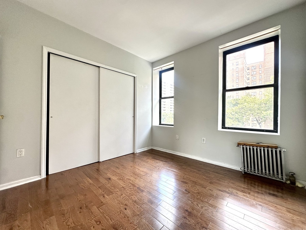 2254 5th Avenue - Photo 6