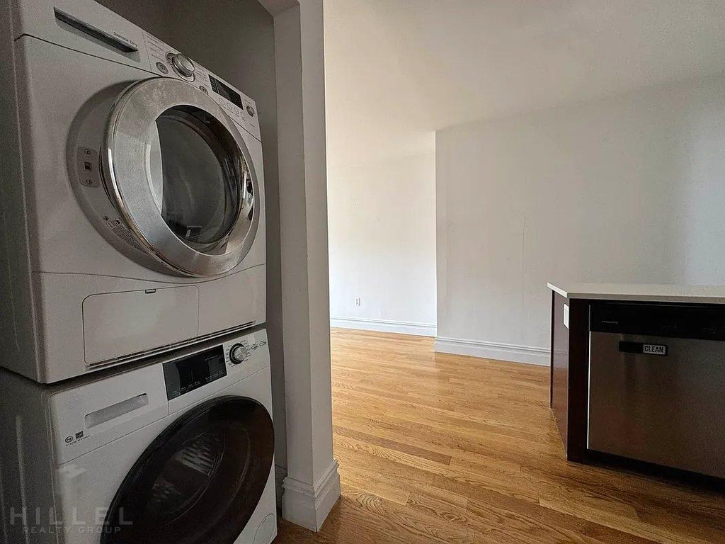 21-80 38th St. - Photo 11