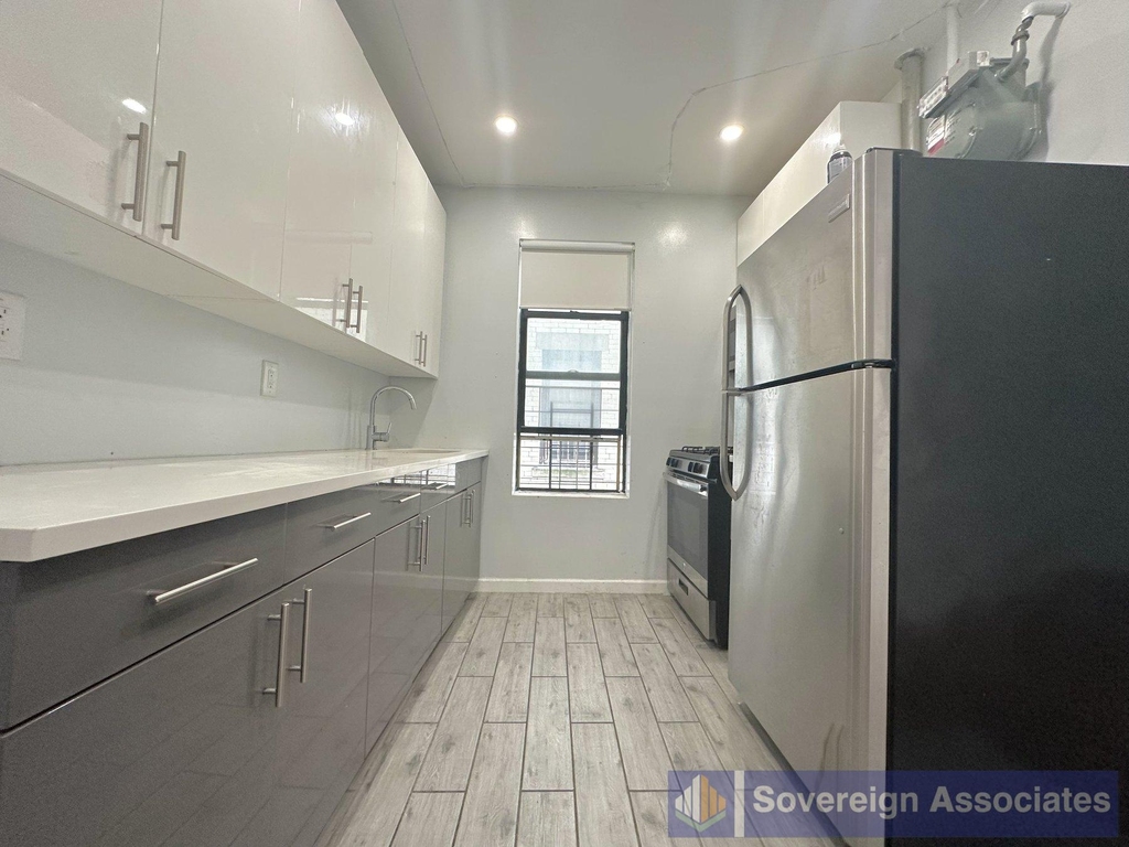 509 West 174th Street - Photo 5