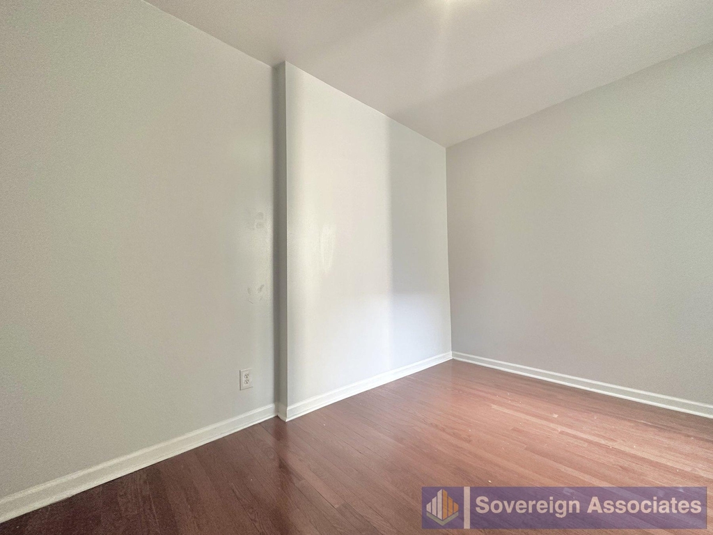 509 West 174th Street - Photo 8