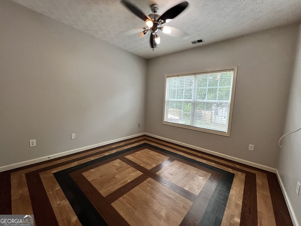 2401 Smoke Court - Photo 0