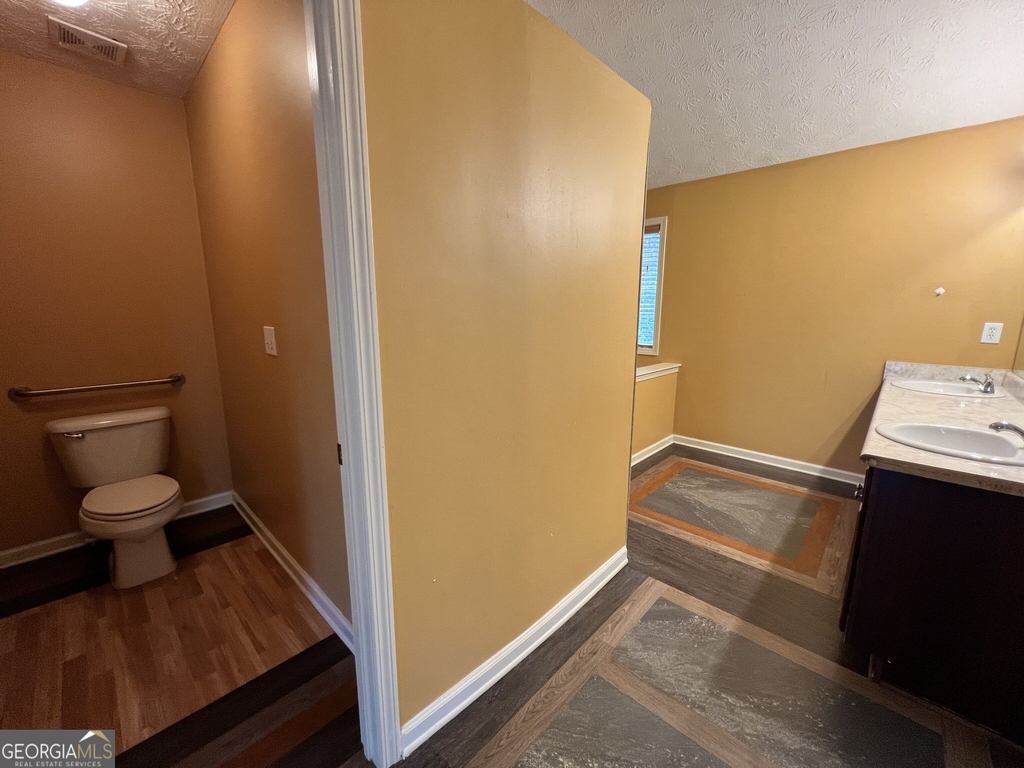 2401 Smoke Court - Photo 42