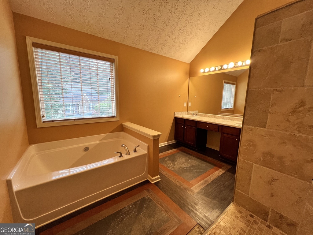 2401 Smoke Court - Photo 35