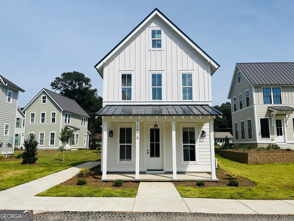 107 Gardenia Lane - Photo 0