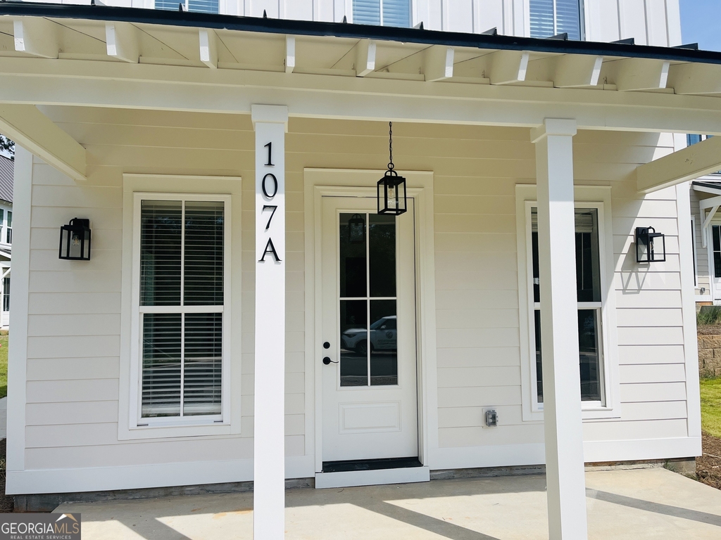 107 Gardenia Lane - Photo 2