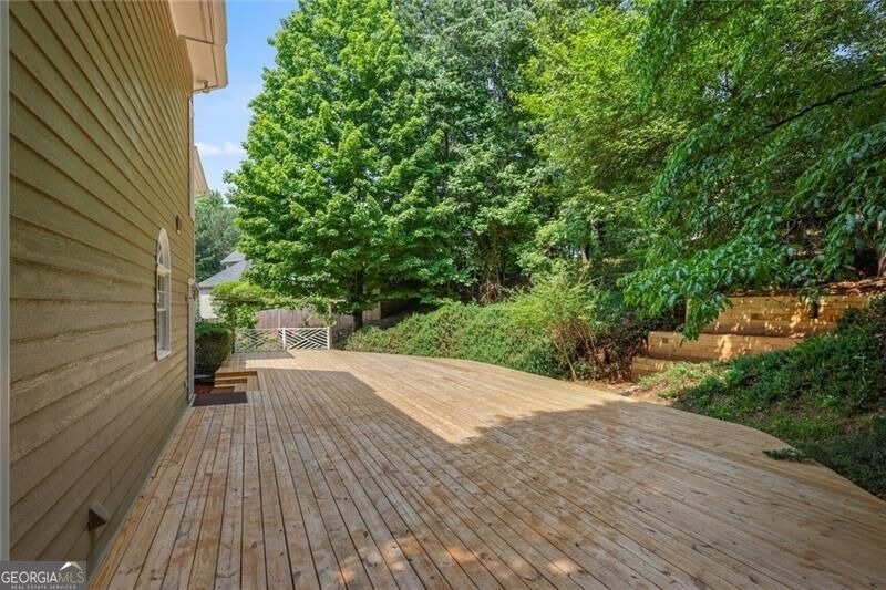 110 Weedon Court - Photo 2