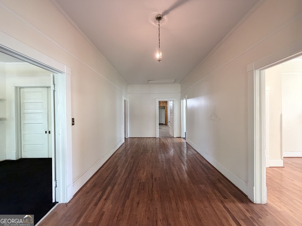 605 S Jefferson Street - Photo 2