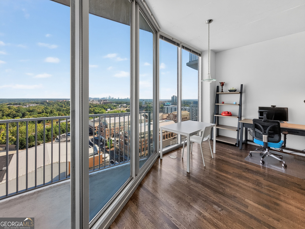 361 17th Street Nw - Photo 0