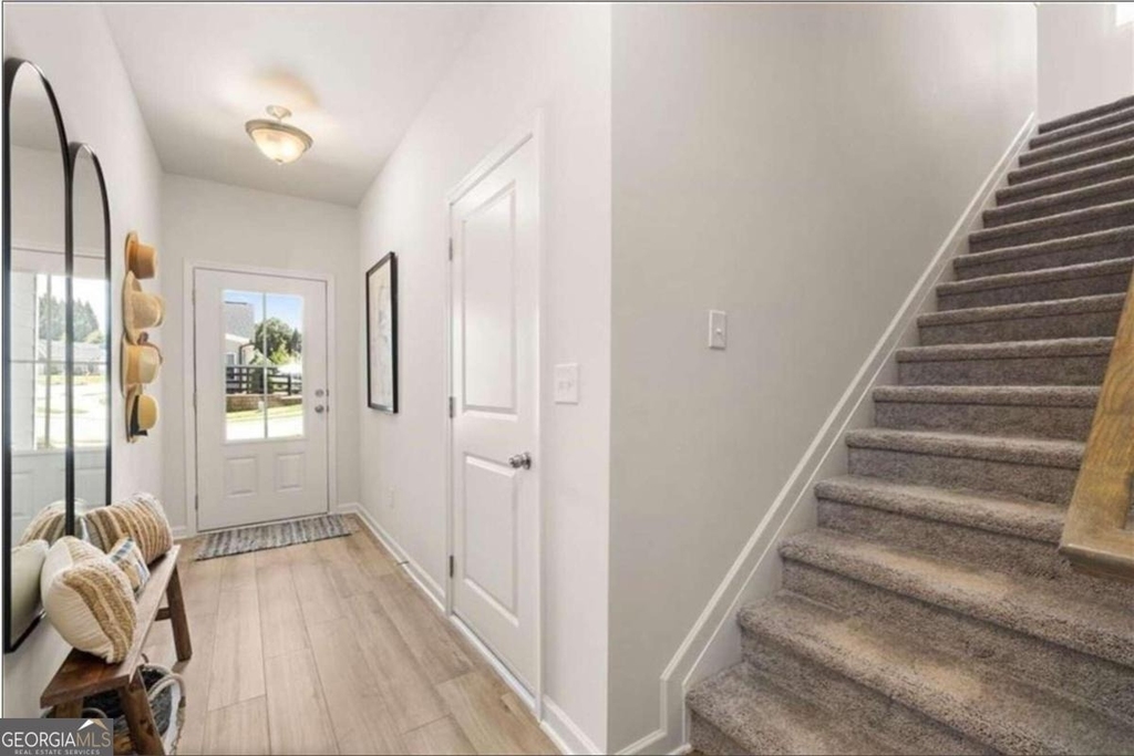 4521 Bishops Lane - Photo 4