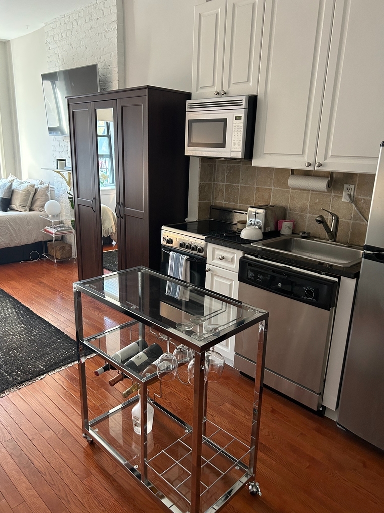 49 8th Avenue - Photo 1