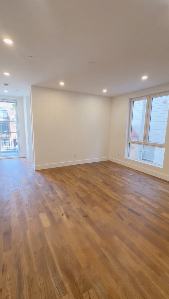 3014 Farragut Road - Photo 5