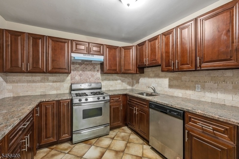 103 Continental Rd - Photo 10