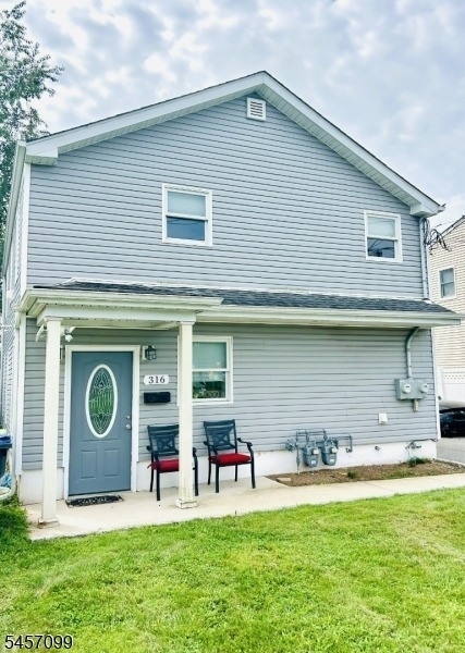 316 Evergreen Ave - Photo 0