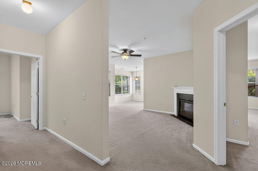 118 Sloan Court - Photo 11