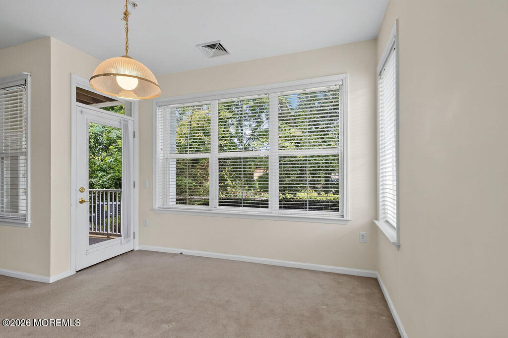 118 Sloan Court - Photo 10