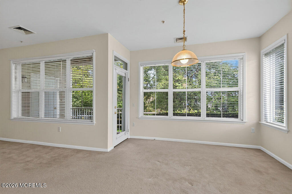 118 Sloan Court - Photo 17