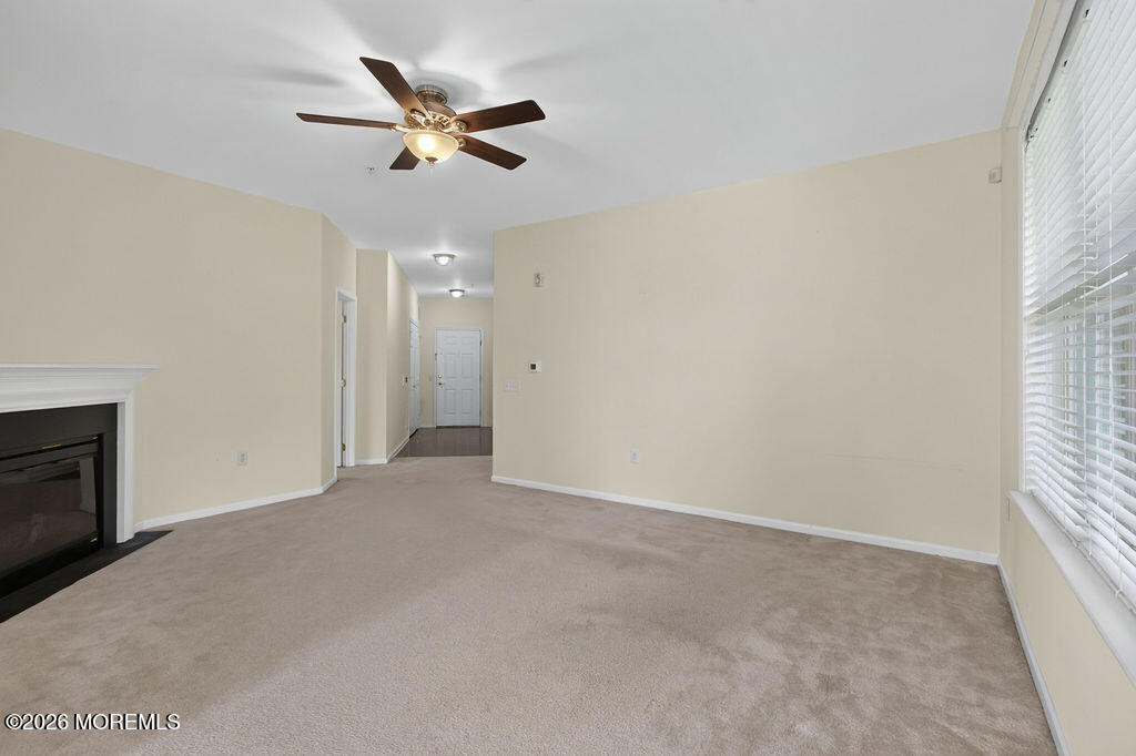 118 Sloan Court - Photo 14