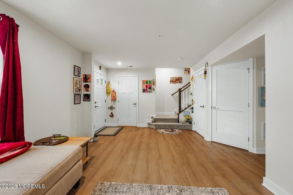 104 Midland Avenue - Photo 5
