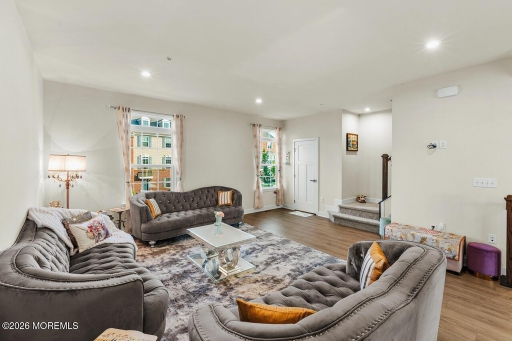 104 Midland Avenue - Photo 9