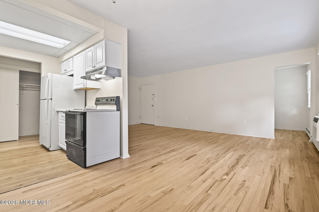 63 Stonehurst Boulevard - Photo 1
