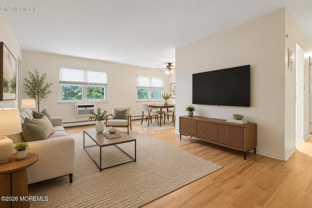63 Stonehurst Boulevard - Photo 0