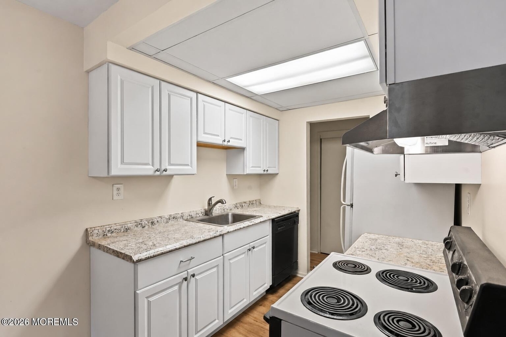 63 Stonehurst Boulevard - Photo 10