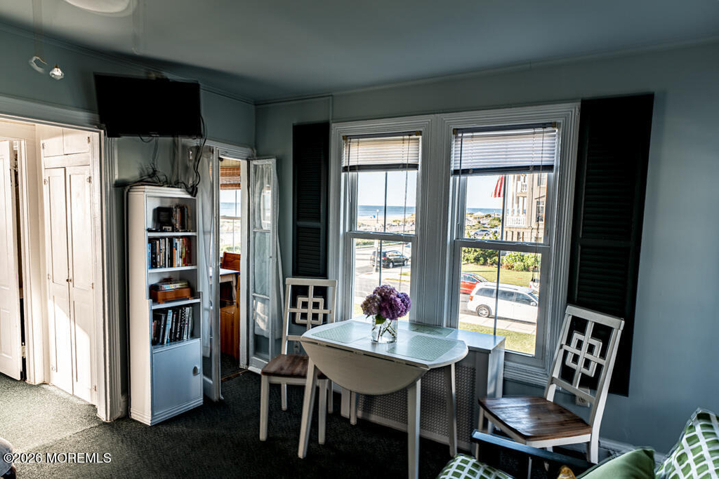 23 Ocean Avenue - Photo 6