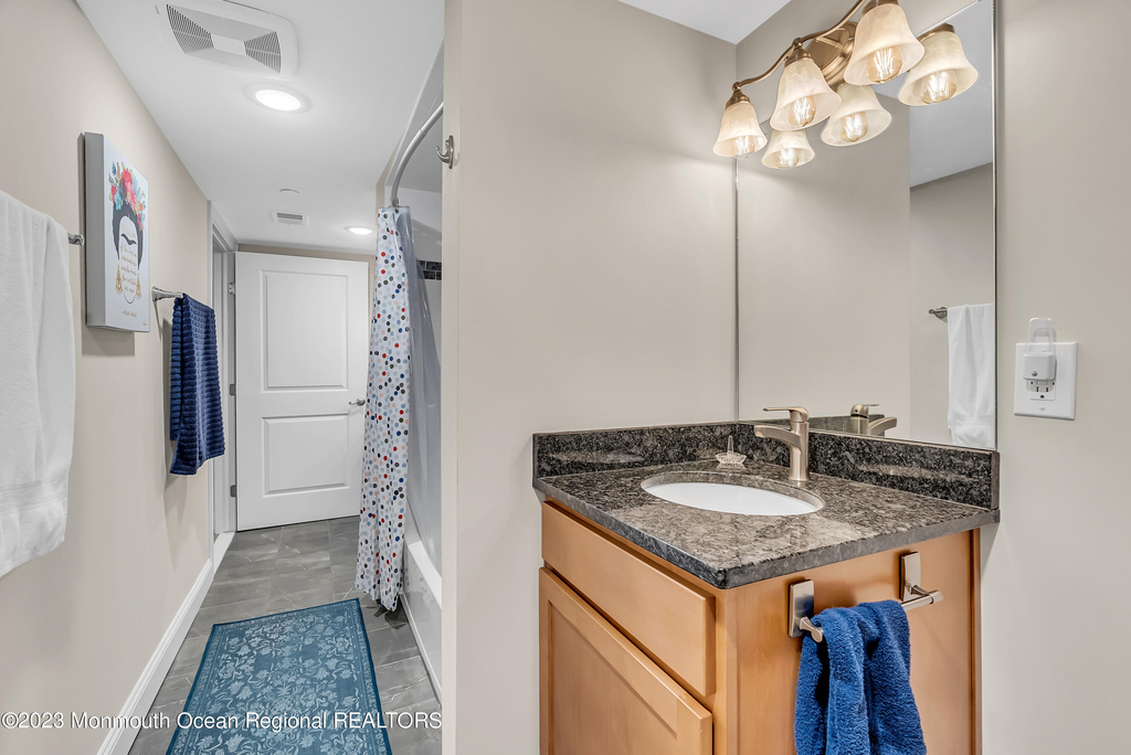 48 1st Avenue - Photo 5