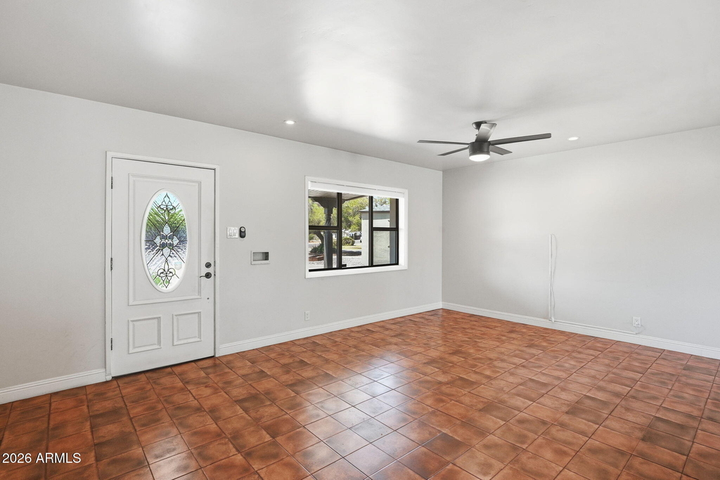 1202 W Amelia Avenue - Photo 5