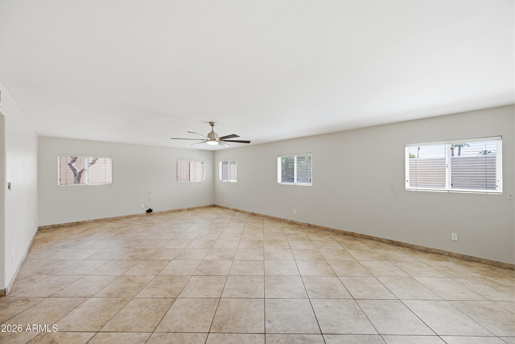 2743 E Verbena Drive - Photo 6