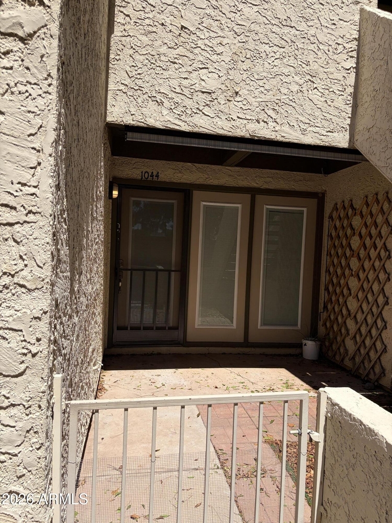 30 E Brown Road - Photo 4