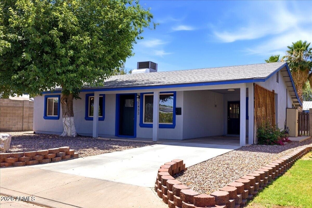 1433 E Windsor Avenue - Photo 1