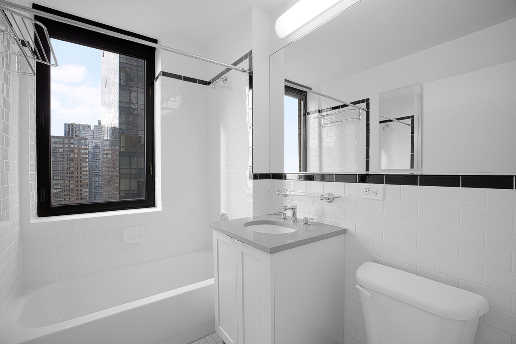 West 42nd Street at 9th Ave - Photo 4