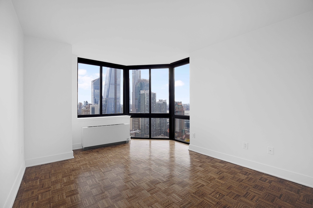 West 42nd Street at 9th Ave - Photo 1
