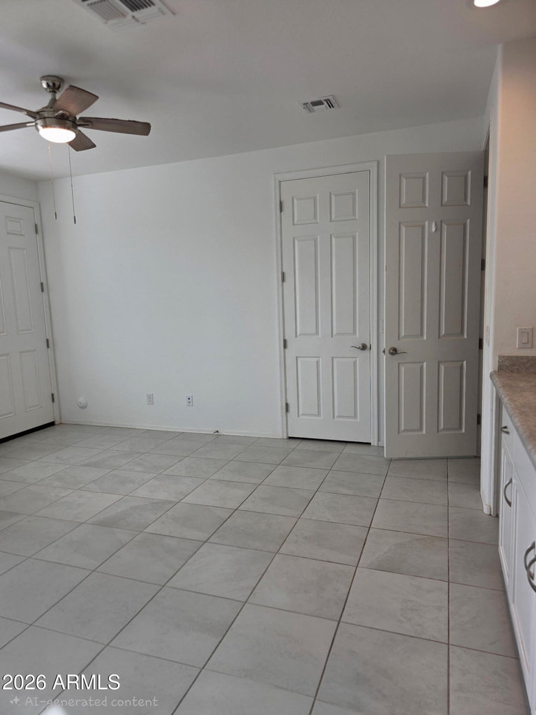 1225 E Jahns Drive - Photo 14